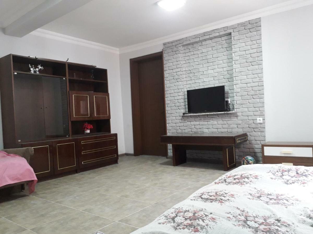 Zaza Guest House كوبوليتي المظهر الخارجي الصورة