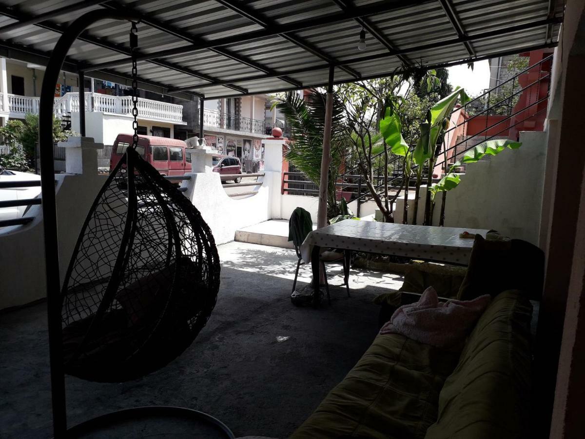 Zaza Guest House كوبوليتي المظهر الخارجي الصورة